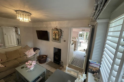 Foto 13 - Stunning 1-bed Cottage With Hot Tub in Ross-on-wye