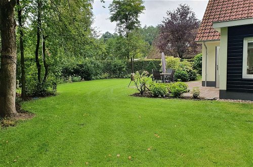 Foto 22 - Villa With Spacious Garden Near Heeten