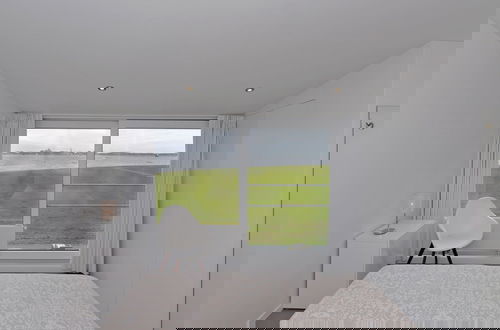 Foto 9 - Modern and Tasteful House ith Private