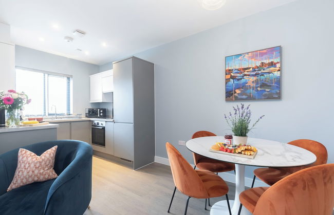 Elliot Oliver - Cosy 2 Bedroom Town Centre Apartment - Foto 9