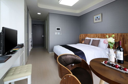 Photo 4 - Shinchon Ever8 Serviced Residence