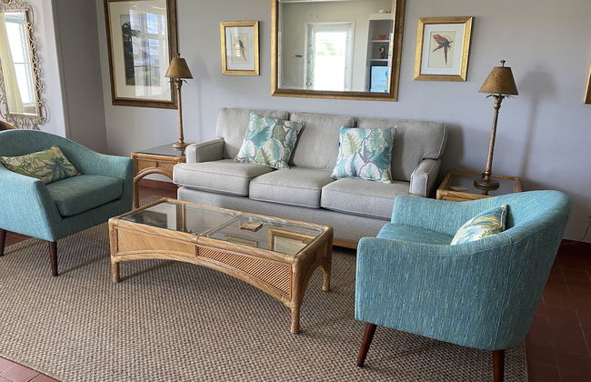 Sapphire Sanctuary by the Sea - Photo 20