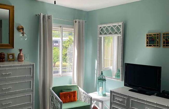 Sapphire Sanctuary by the Sea - Photo 5