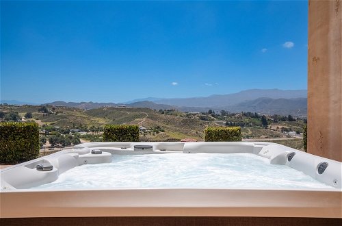 Foto 24 - Palazzo Del Sol By Avantstay Breathtaking Home w/ Mountain Views & Hot Tub