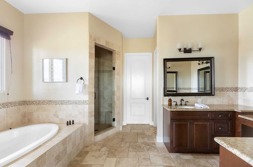 Photo 5 - Palazzo Del Sol By Avantstay Breathtaking Home w/ Mountain Views & Hot Tub