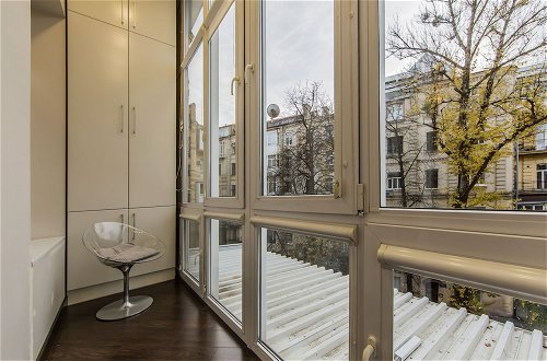 Photo 25 - Gorgeous Cozy Apartment at Horodetskogo
