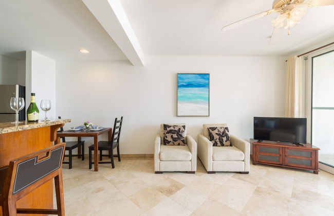 La Vista Azul Modern Condo Ocean Views - Photo 5