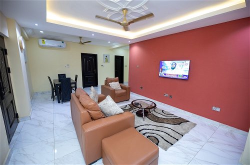Photo 10 - Executive Two Bedroom Apartment in Accra
