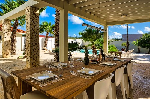 Foto 43 - Direct Ocean Front Villa With Private Pool + View! Boca Catalina Malmok