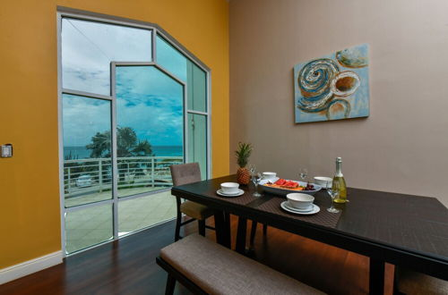 Foto 46 - Direct Ocean Front Villa With Private Pool + View! Boca Catalina Malmok