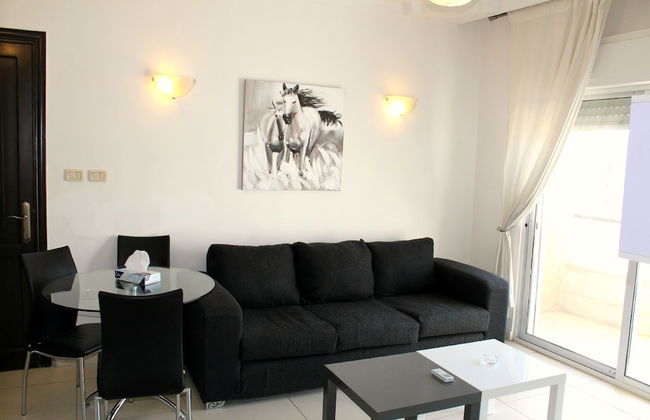 The Place Apartments - Photo 6