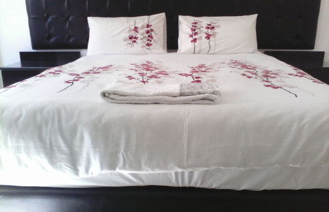 The Place Apartments - Photo 7