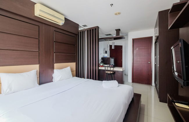 Scenic And Homey Studio Apartement At Mangga Dua Residence - Foto 3