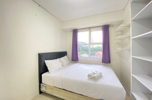 Photo 2 - Relaxing 1Br Apartment At Parahyangan Residence Near Parahyangan University