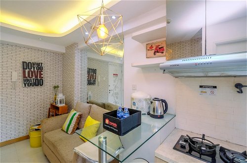 Foto 14 - Warm And Cozy 2Br At Low Floor Bassura City Apartment