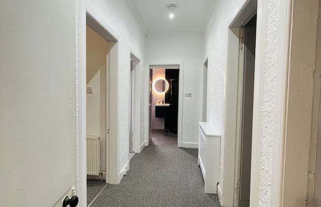 Luxury 3 Bedrooms Entire Flat - Self Check in & Check out - Foto 24