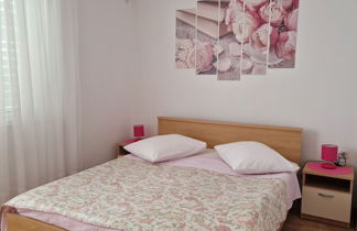 Photo 2 - Apartments Dragan