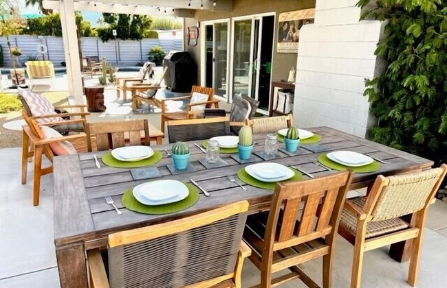 Mid Century Ranch - Private Resort-style Pool! - Foto 23