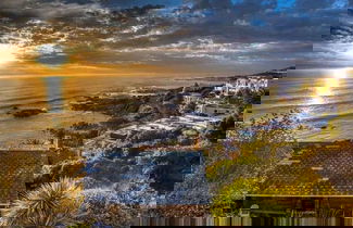 Foto 3 - Modern Apartment in Camps Bay w Private Pool Houghton Steps