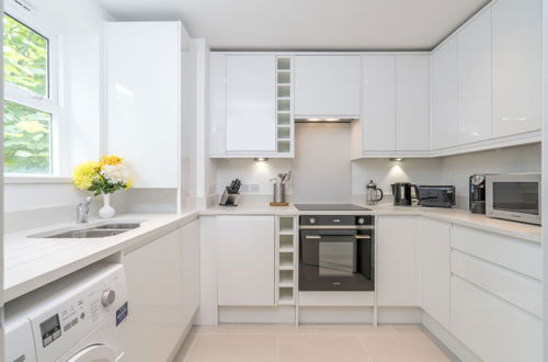 Photo 1 - Altido Splendid 2 Bed Apartment Close To Vauxhall Tube