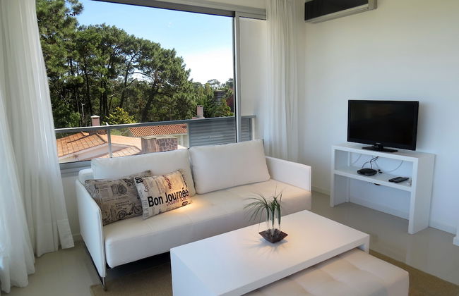 Emerald Apartments - Photo 4