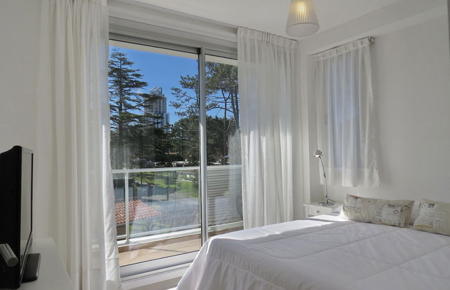 Emerald Apartments - Photo 9