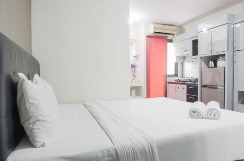 Foto 7 - Comfortable Studio Room At Kebagusan City