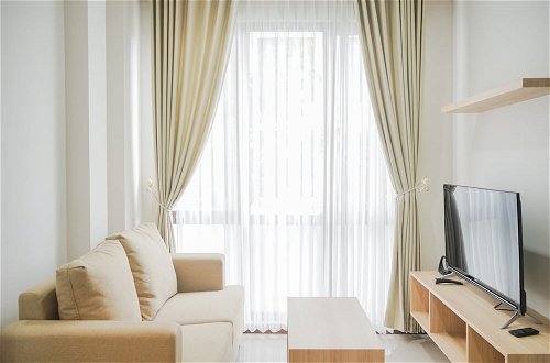 Photo 10 - Warm and Simple 1BR at Asatti Apartment