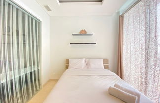 Photo 2 - Pleasant 1Br Deluxe At Dago Suites Apartment Near Itb