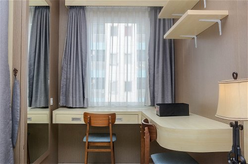Photo 17 - Comfort And Strategic Studio At The Nest Puri Apartment By Travelio
