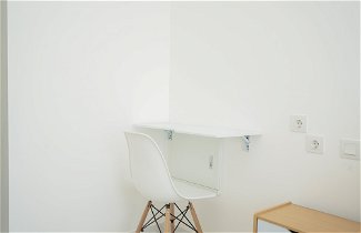 Foto 2 - Elegant Studio Room Apartment At Sky House Bsd Near Aeon Mall