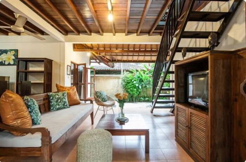 Photo 12 - SMV- 2BedGRDN - V6 · 2BR Garden Villa Walk to shops and Beach Legian