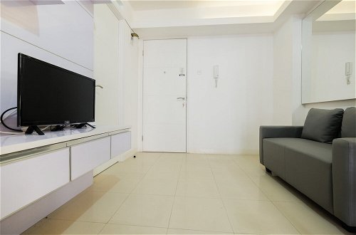 Photo 9 - Simply Living 2BR at Bassura City Apartment