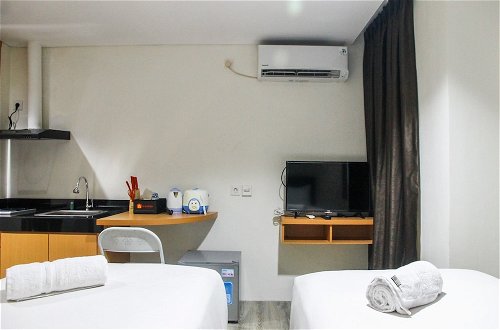 Foto 1 - Cozy Studio Room Bintaro Icon Apartment