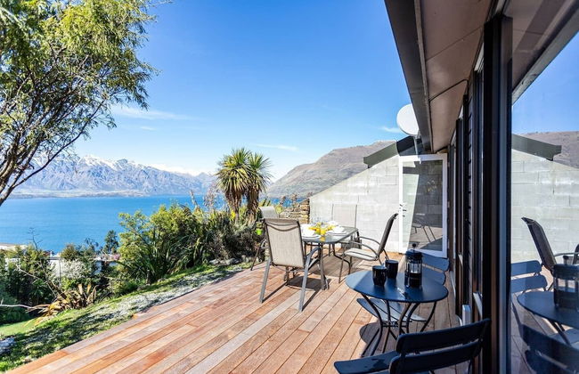 Amazing Lake View Spacious Townhouse with Parking - Foto 19