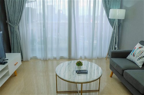 Photo 9 - Classy 2BR Apartment at Menteng Park with City View