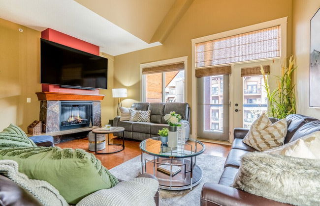 Luxury 3-Br Penthouse | INDOOR Pool & Hot Tub | Pool Table | 2 Decks + Mtn Views - Foto 30