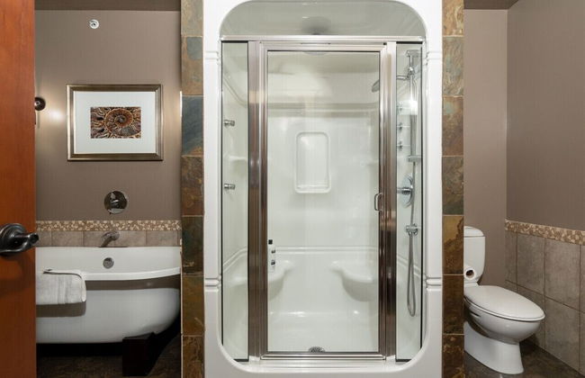 Luxury 3-Br Penthouse | INDOOR Pool & Hot Tub | Pool Table | 2 Decks + Mtn Views - Foto 19