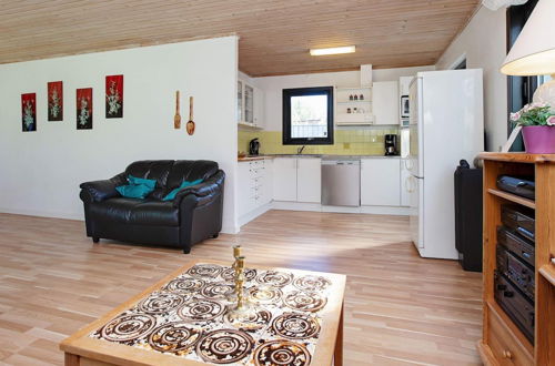 Photo 4 - 6 Person Holiday Home in Gedser