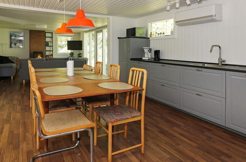 Foto 6 - 8 Person Holiday Home in Hadsund