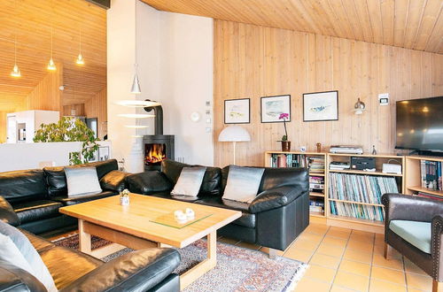 Photo 16 - 14 Person Holiday Home in Hjorring