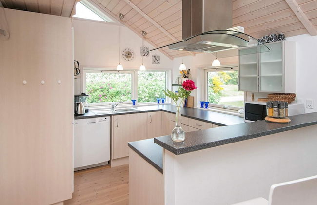 8 Person Holiday Home in Allingabro-by Traum - Foto 20