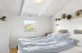 Photo 2 - 8 Person Holiday Home in Hjorring