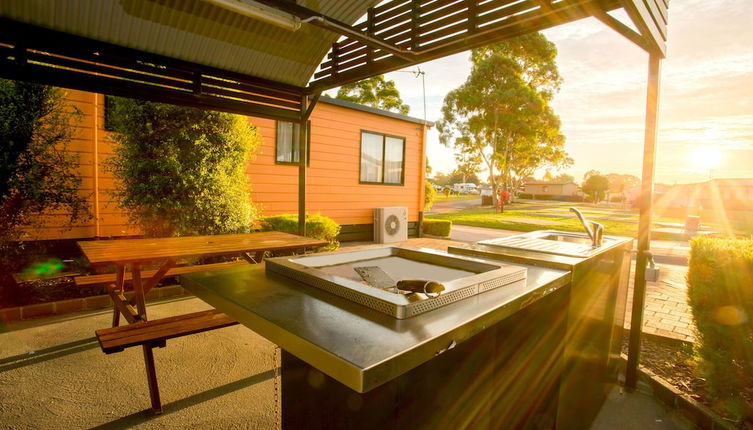 Photo 1 - BIG4 Traralgon Park Lane Holiday Park