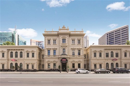 Photo 1 - Adina Apartment Hotel Adelaide Treasury