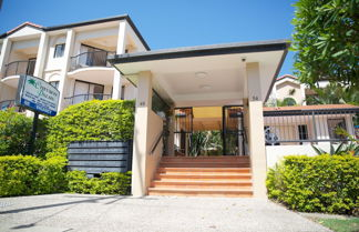 Foto 2 - Chevron Palms Holiday Apartments by Gold Coast Premium