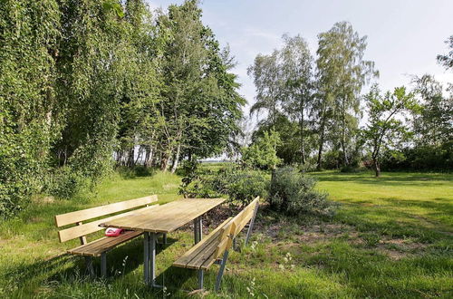 Photo 16 - Woodland Holiday Home in Jægerspris with Hot Tub