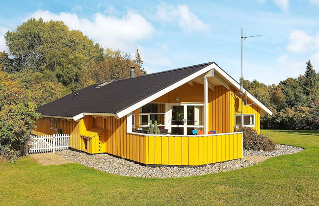8 Person Holiday Home in Faxe Ladeplads - Photo 1