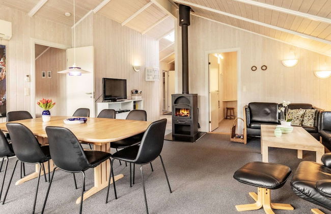 8 Person Holiday Home in Faxe Ladeplads - Photo 5