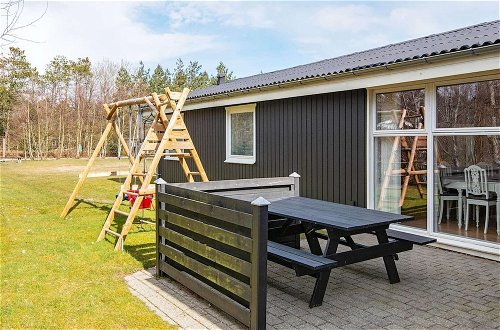 Photo 14 - 8 Person Holiday Home in Logstor